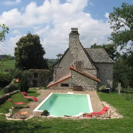 Maison De Charme Avec Piscine Privee Chauffee, Sauna, Et Jardin Clos Dans La Chataigneraie Cantaliens - Fr-1-742-398 Holiday home Omps