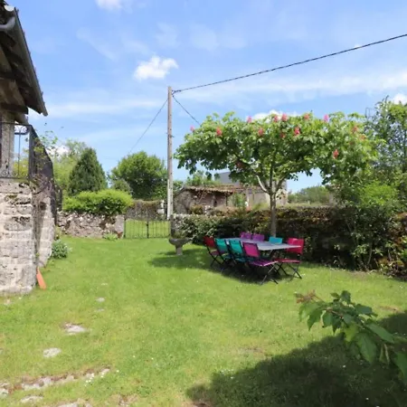 Maison De Charme Avec Piscine Privee Chauffee, Sauna, Et Jardin Clos Dans La Chataigneraie Cantaliens - Fr-1-742-398 Nyaraló *